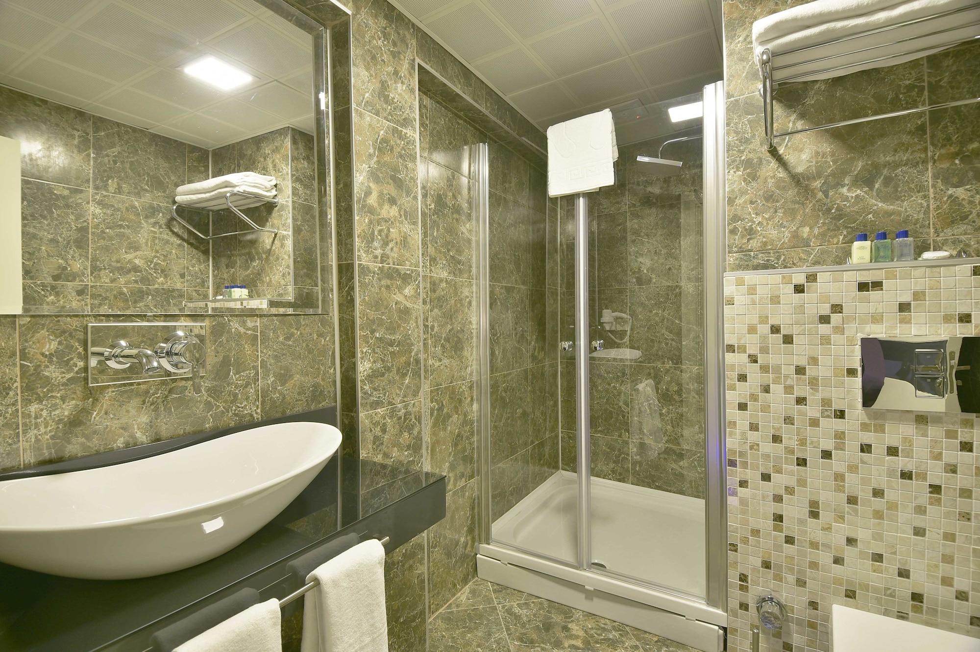 Otel Piccolo 3*
